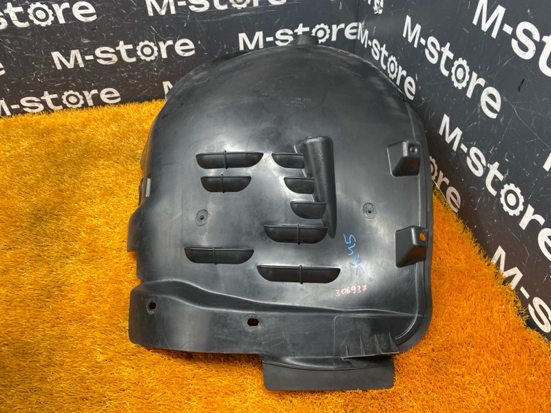 подкрылок, 3000 рублей, Красноярск