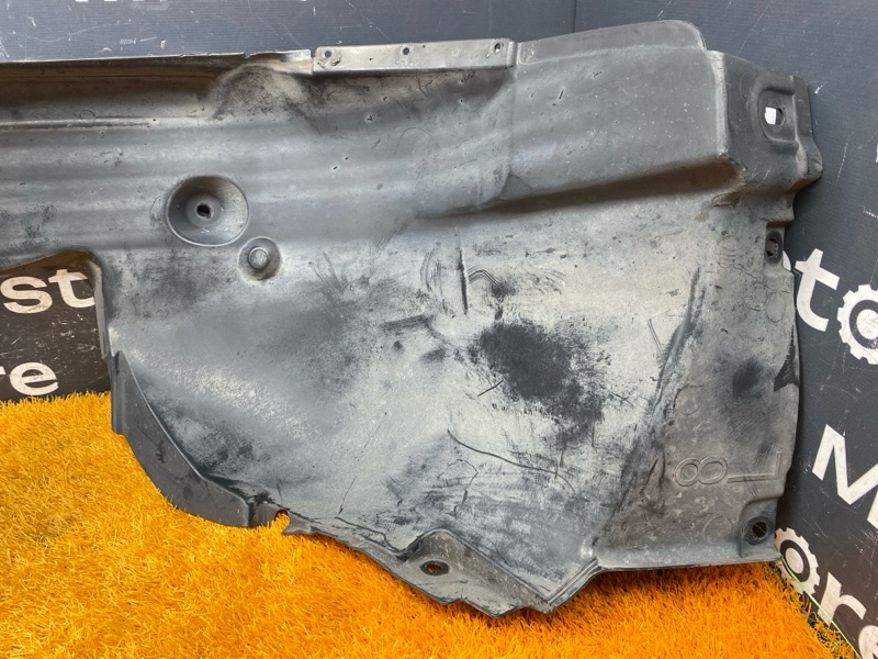 подкрылок, 500 рублей, Красноярск