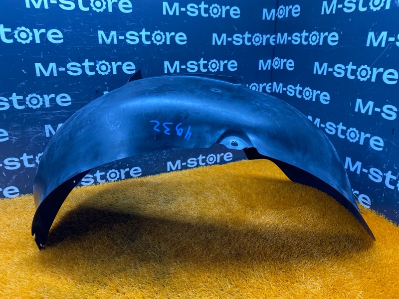 подкрылок, 4000 рублей, Красноярск