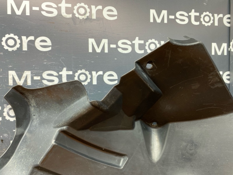 подкрылок, 5000 рублей, Красноярск