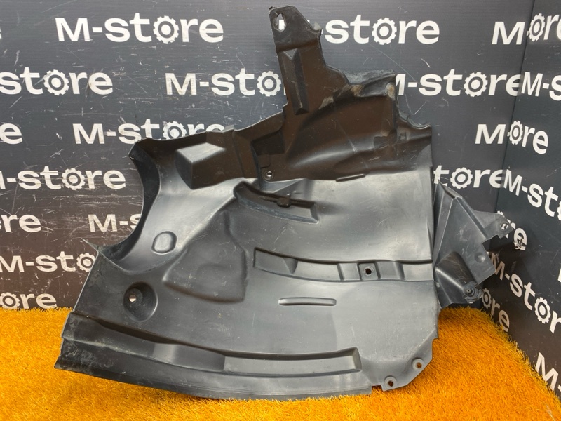 подкрылок, 3000 рублей, Красноярск