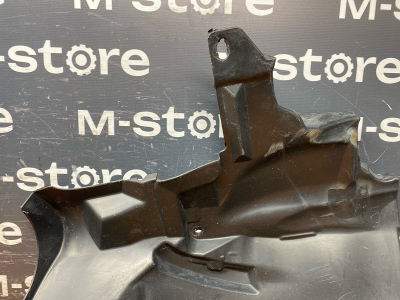 подкрылок, 3000 рублей, Красноярск