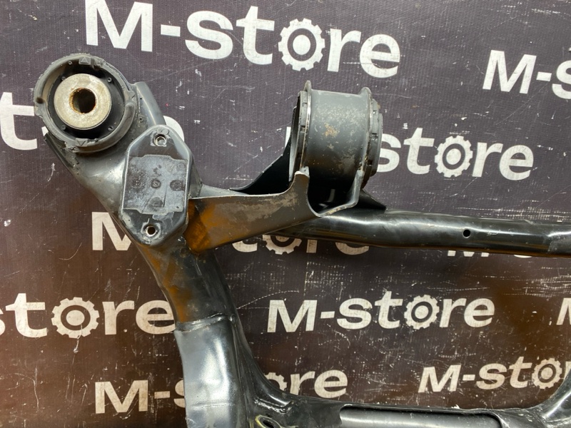 Балка поперечная (подрамник), 1500 рублей, Красноярск