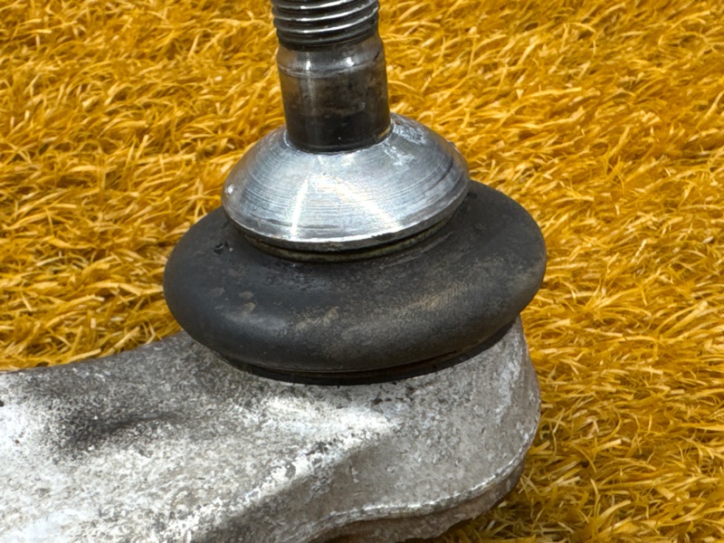 Рычаг подвески верхний, 3000 рублей, Красноярск