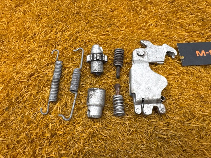 Механизм колодок ручника, 900 рублей, Красноярск