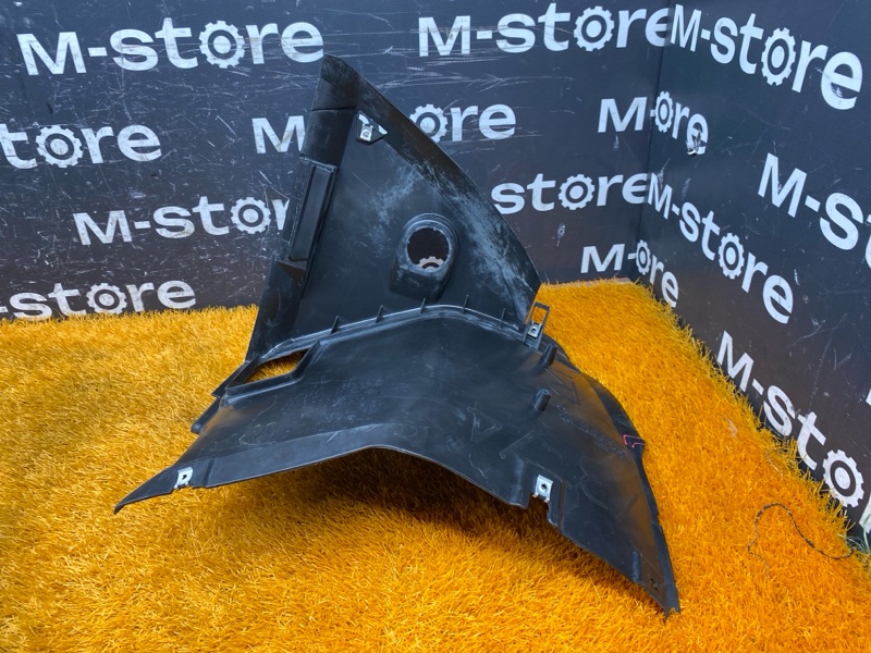 подкрылок, 3000 рублей, Красноярск