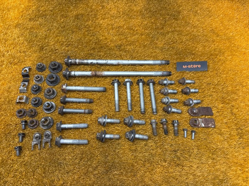 Болты и гайки задней подвески, 800 рублей, Красноярск