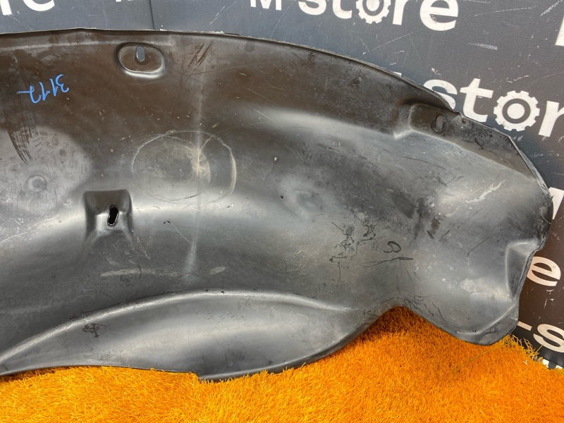 подкрылок, 800 рублей, Красноярск