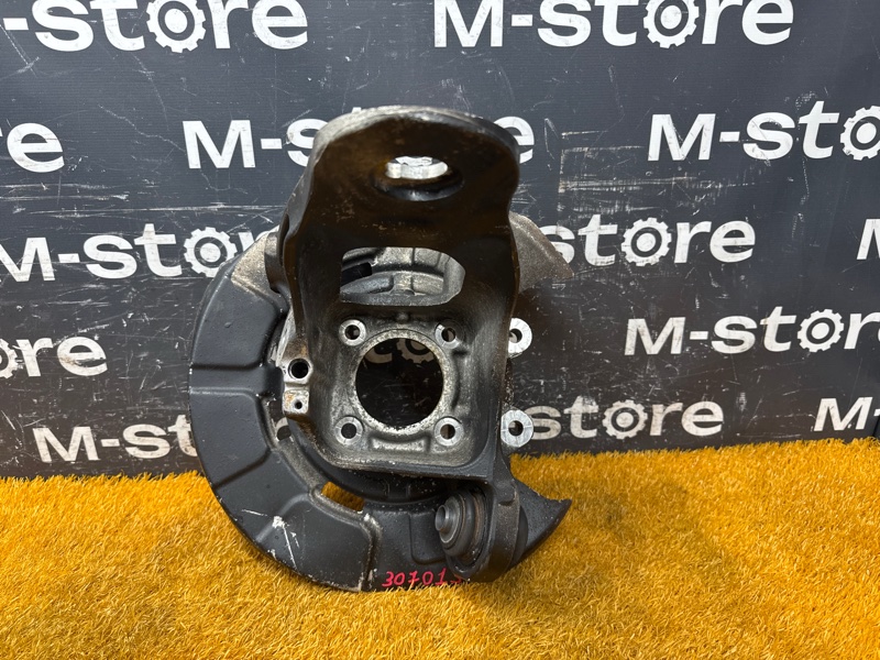 кулак поворотный, 1000 рублей, Красноярск