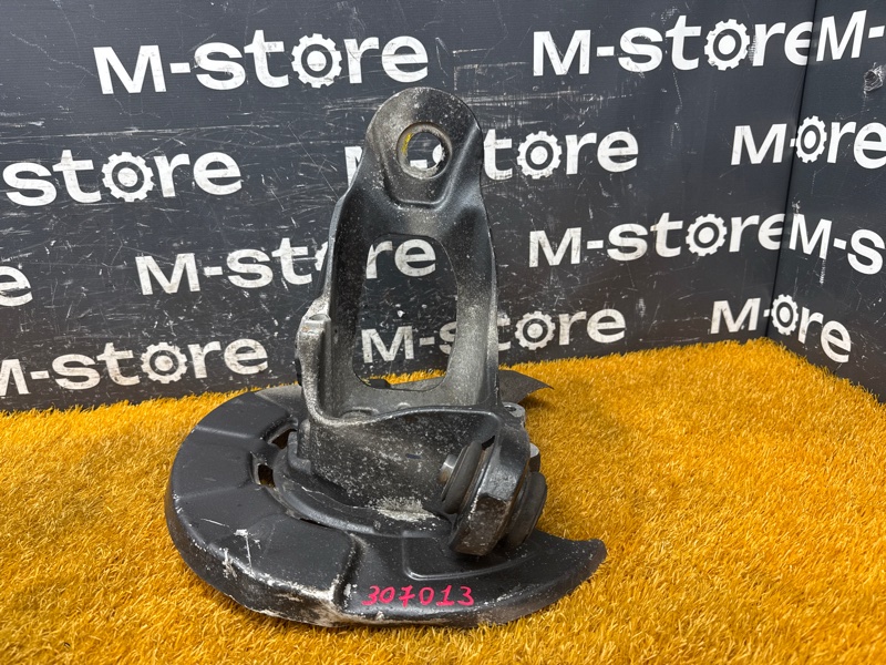 кулак поворотный, 1000 рублей, Красноярск