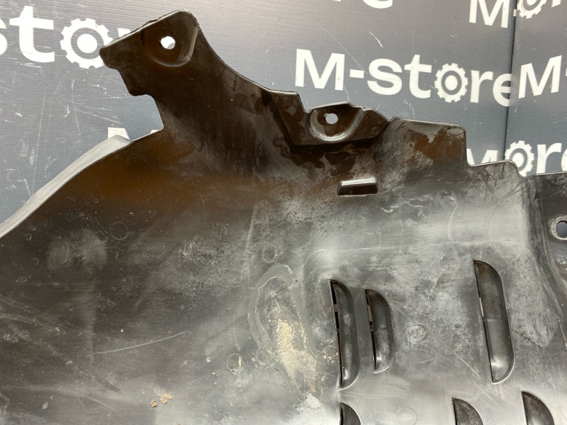 подкрылок, 3000 рублей, Красноярск