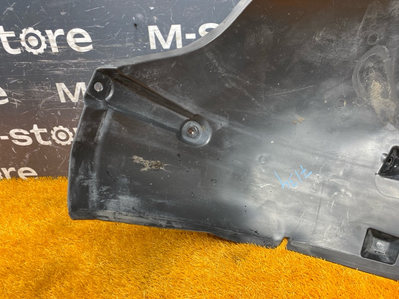 подкрылок, 3000 рублей, Красноярск