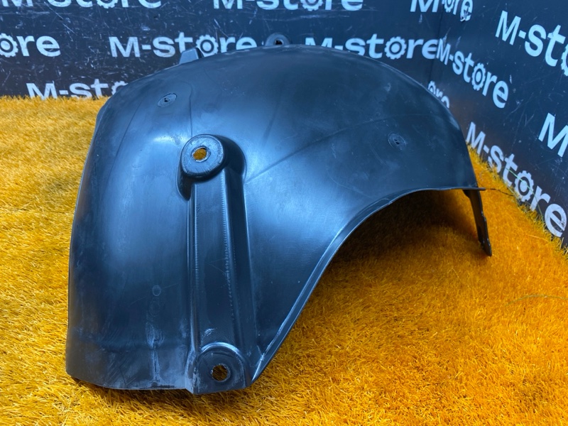 подкрылок, 3000 рублей, Красноярск