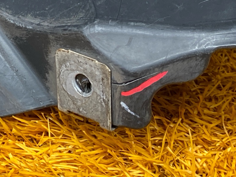 подкрылок, 1200 рублей, Красноярск