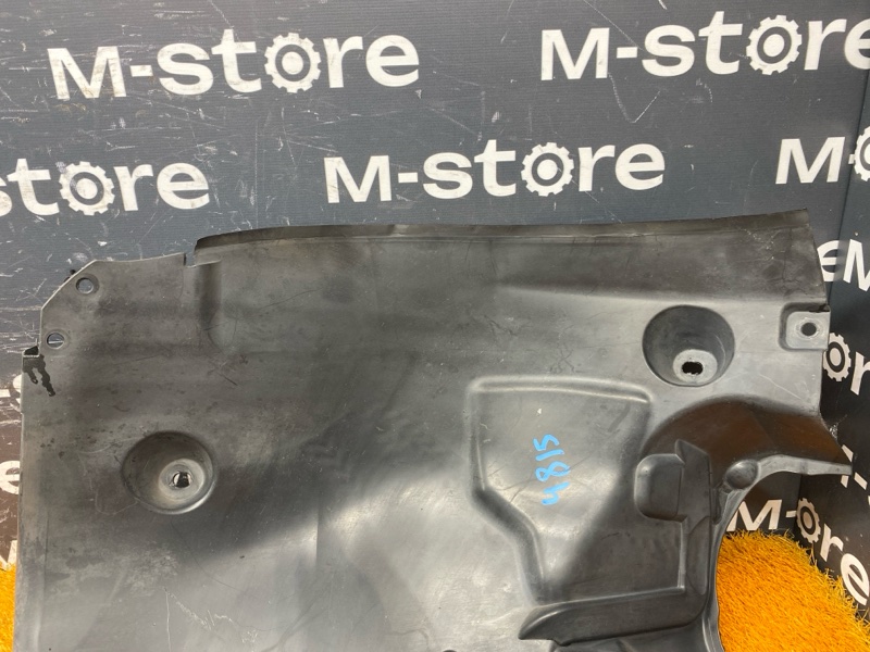 подкрылок, 1200 рублей, Красноярск