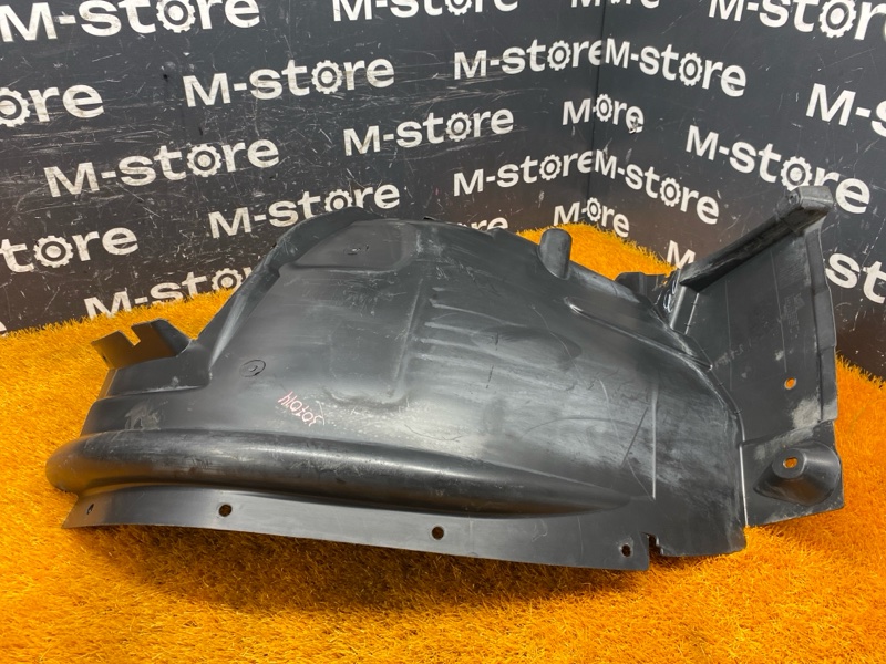 подкрылок, 900 рублей, Красноярск