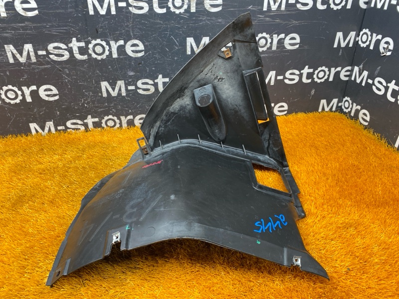 подкрылок, 3500 рублей, Красноярск