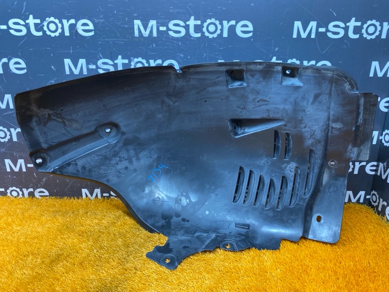 подкрылок, 4000 рублей, Красноярск