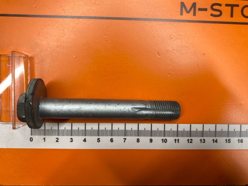 Болт развальный, 600 рублей, Красноярск