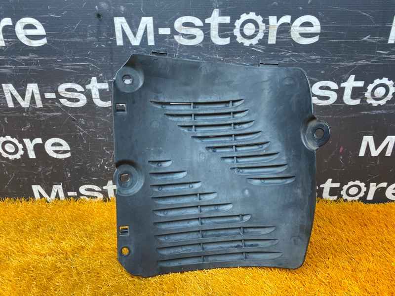 подкрылок, 300 рублей, Красноярск