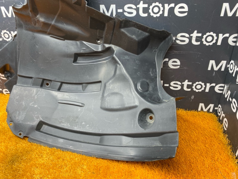 подкрылок, 3500 рублей, Красноярск