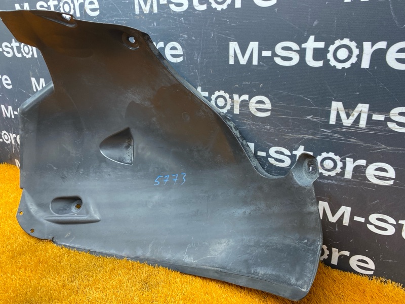 подкрылок, 600 рублей, Красноярск