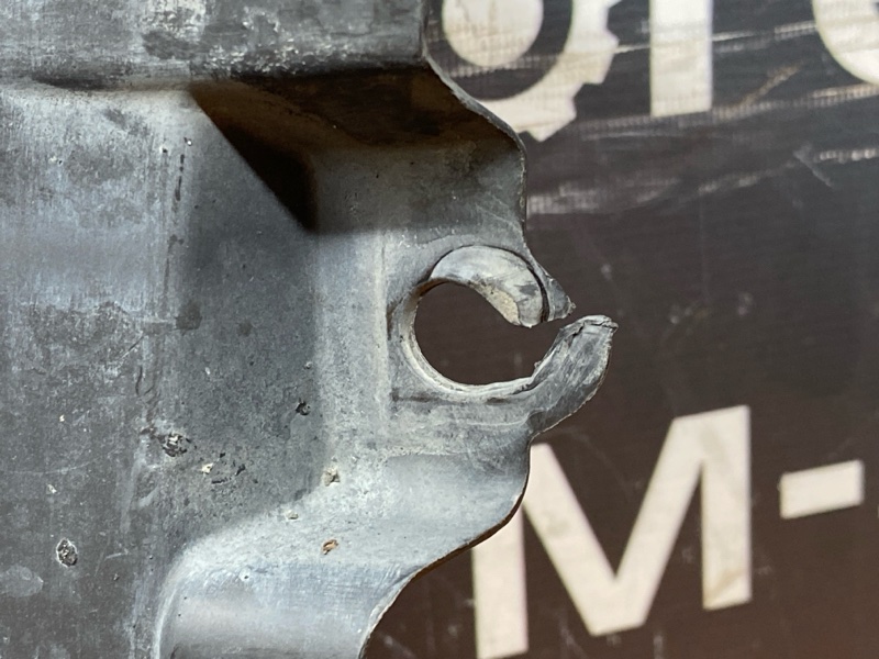 подкрылок, 1700 рублей, Красноярск