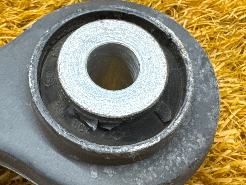 Рычаг подвески верхний, 900 рублей, Красноярск