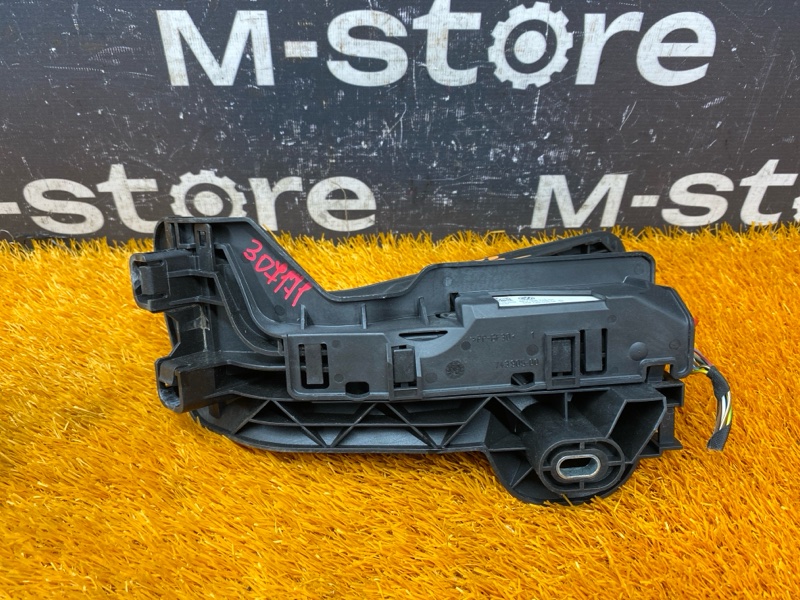 педаль газа, 1000 рублей, Красноярск