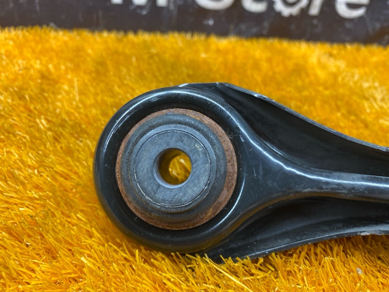 Рычаг подвески верхний, 1500 рублей, Красноярск