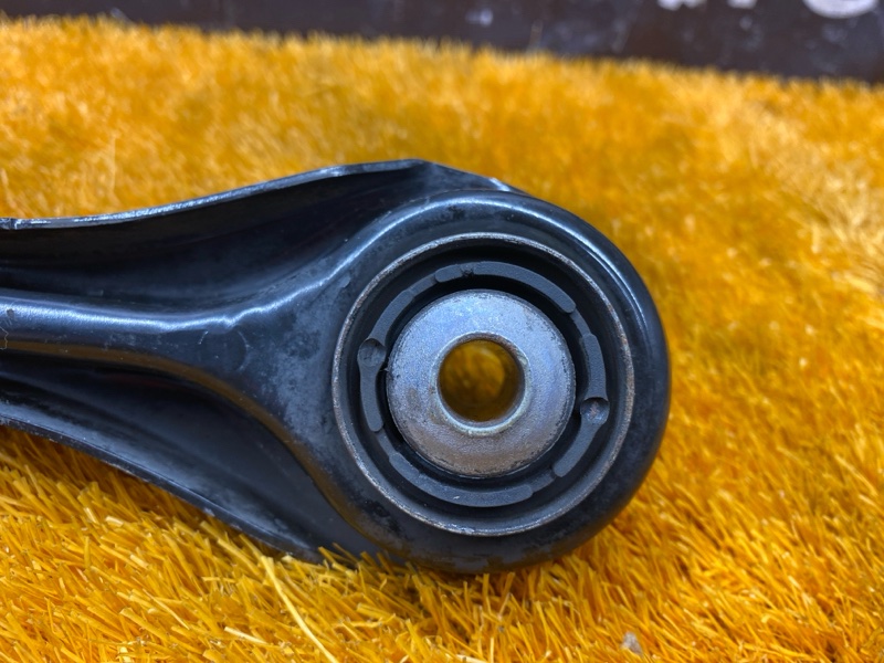 Рычаг подвески верхний, 1500 рублей, Красноярск