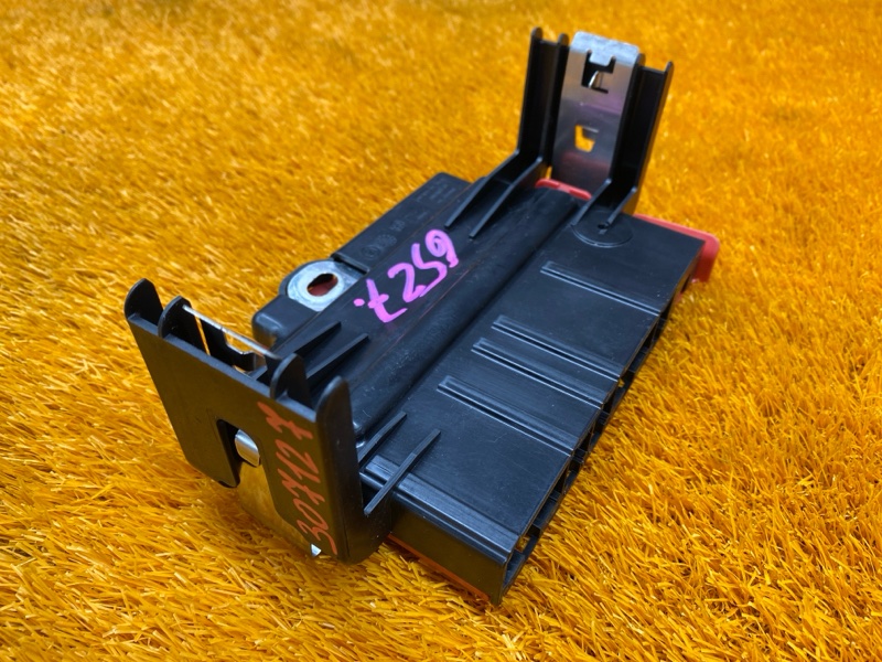 блок предохранителей, 1500 рублей, Красноярск