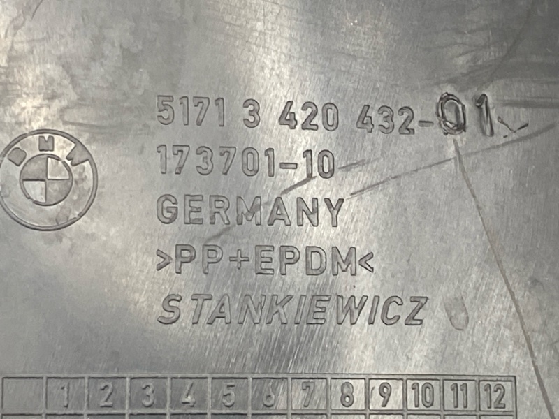 подкрылок, 5000 рублей, Красноярск