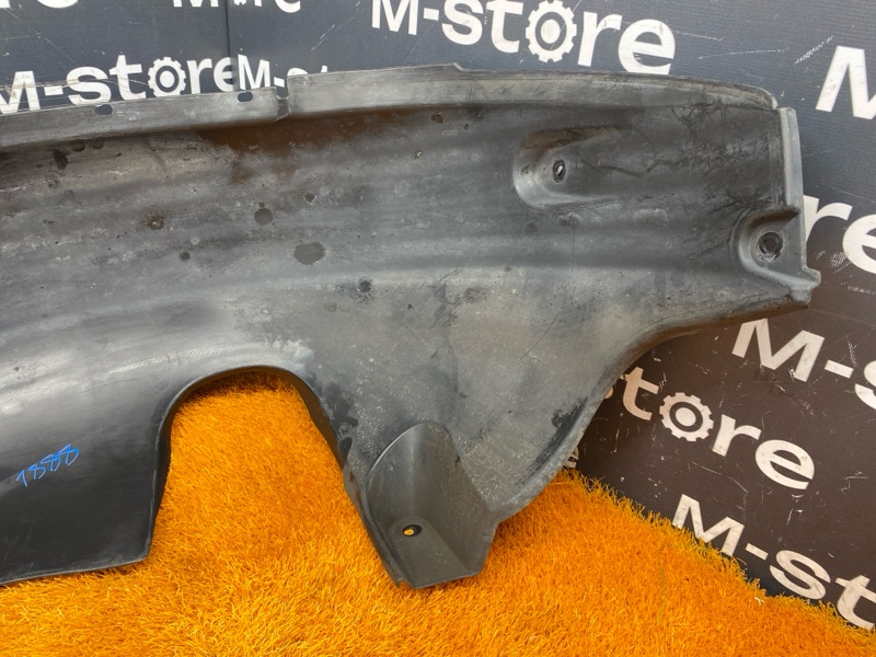 подкрылок, 500 рублей, Красноярск