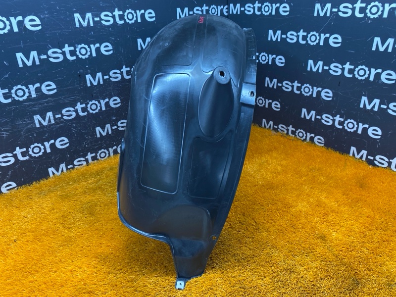 подкрылок, 500 рублей, Красноярск