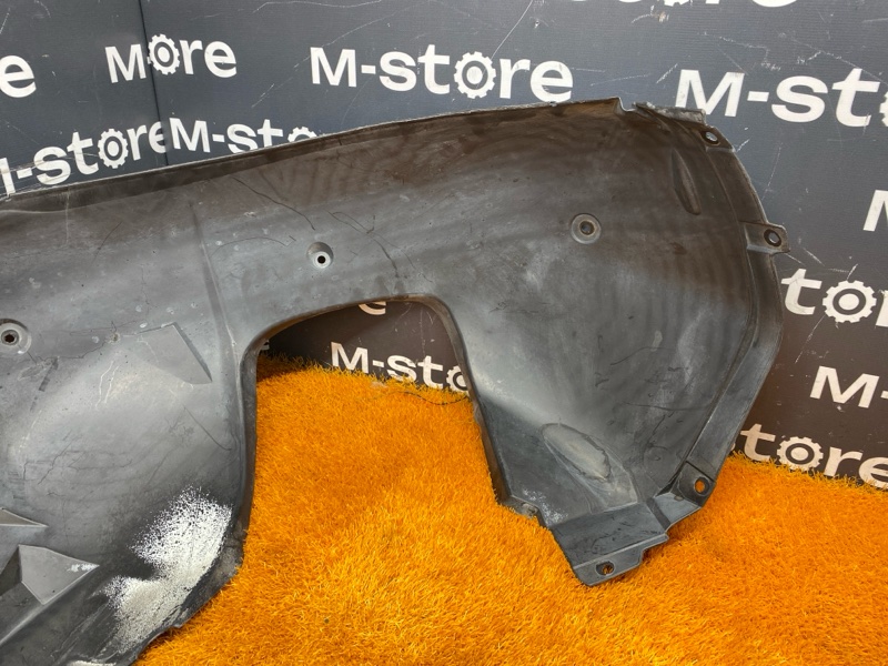 подкрылок, 2500 рублей, Красноярск