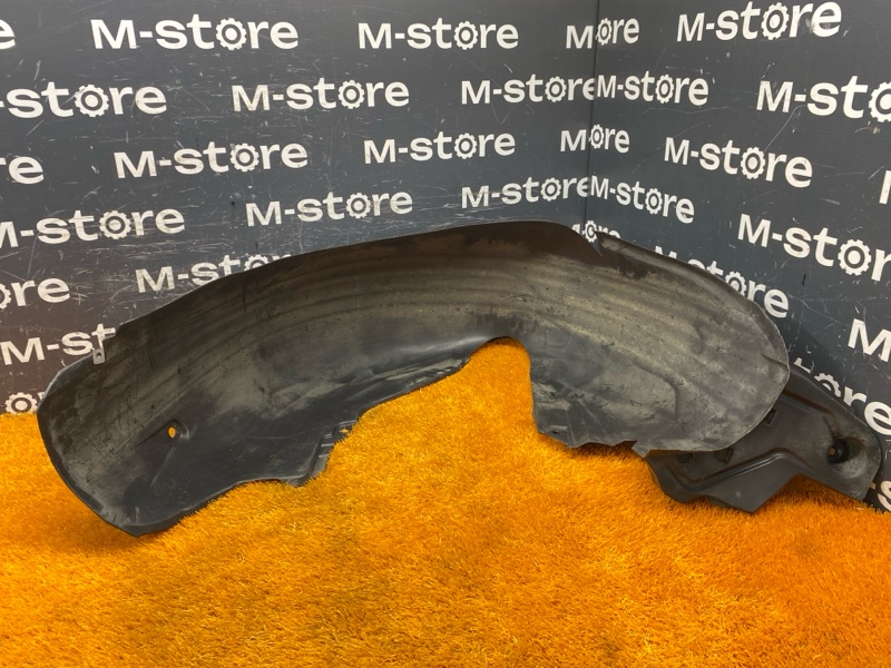 подкрылок, 1000 рублей, Красноярск