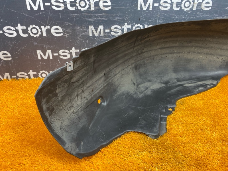 подкрылок, 1000 рублей, Красноярск