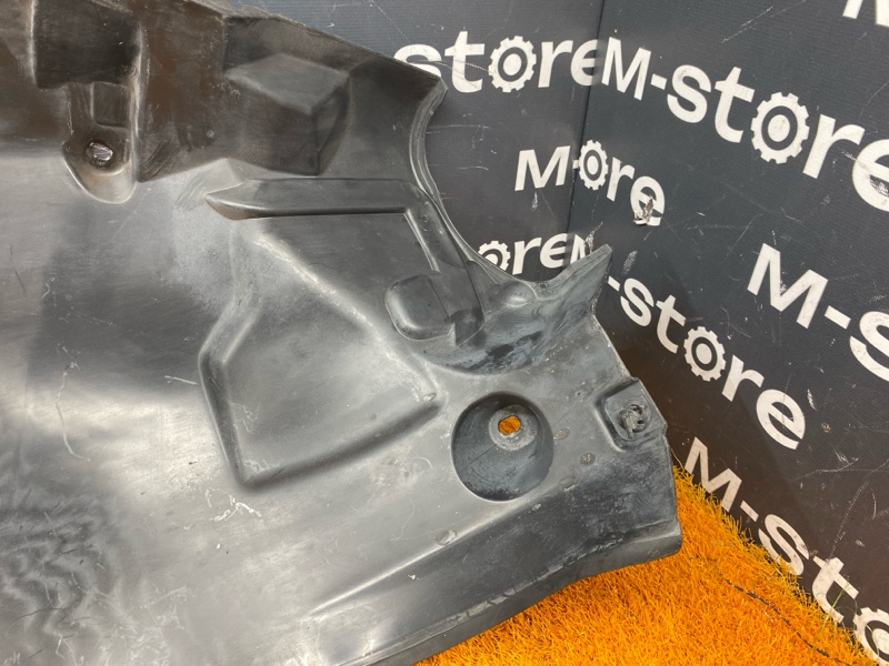 подкрылок, 1200 рублей, Красноярск