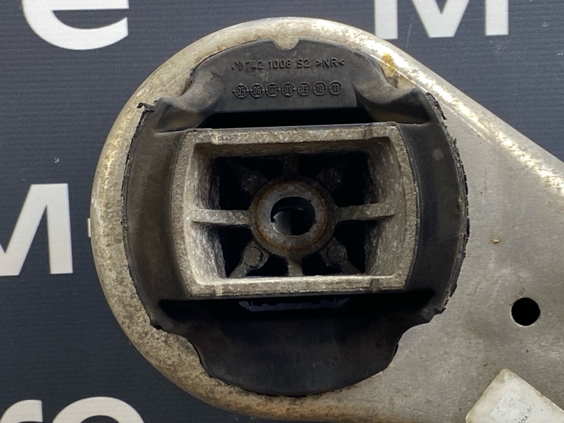 Балка поперечная (подрамник), 1700 рублей, Красноярск