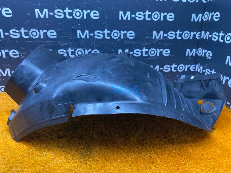 подкрылок, 4000 рублей, Красноярск