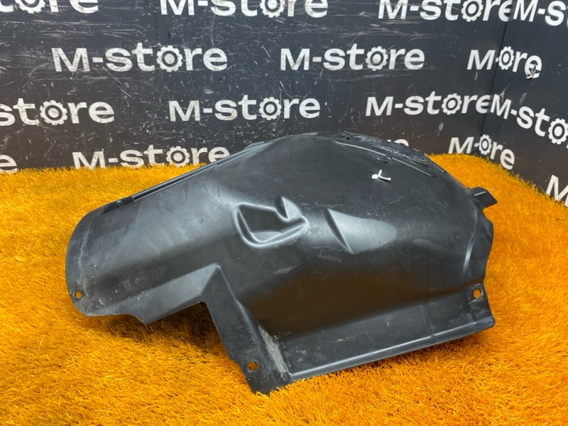 подкрылок, 2000 рублей, Красноярск