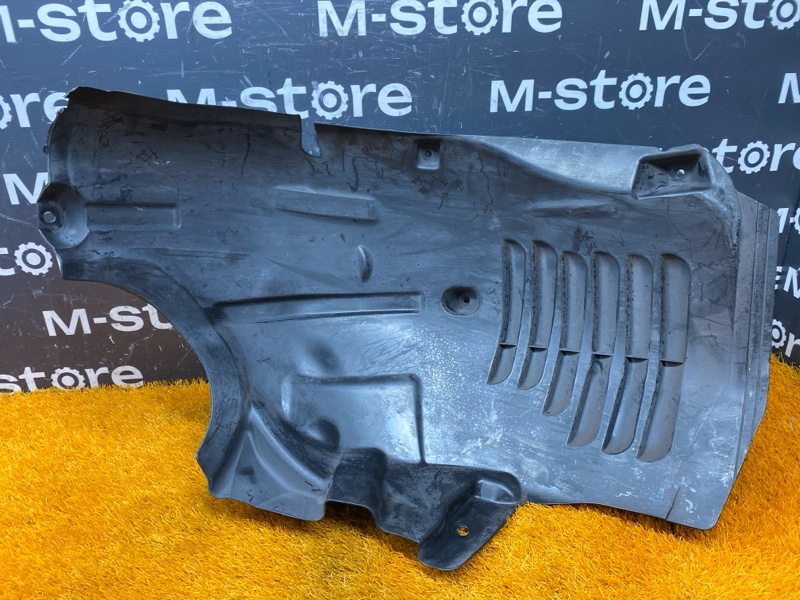 подкрылок, 4000 рублей, Красноярск