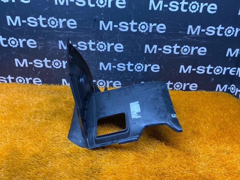 подкрылок, 3000 рублей, Красноярск