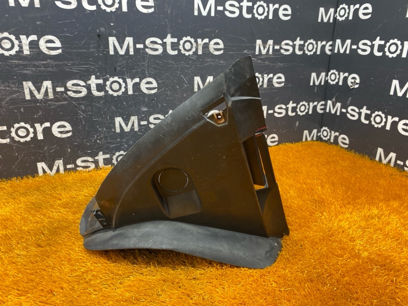 подкрылок, 3000 рублей, Красноярск