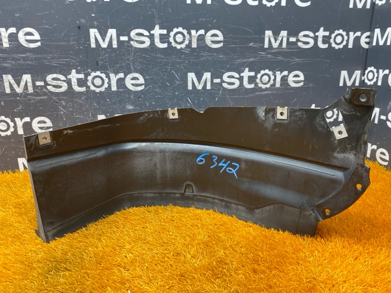 подкрылок, 4000 рублей, Красноярск