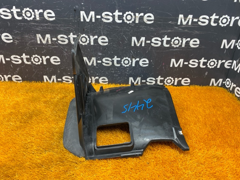 подкрылок, 3500 рублей, Красноярск