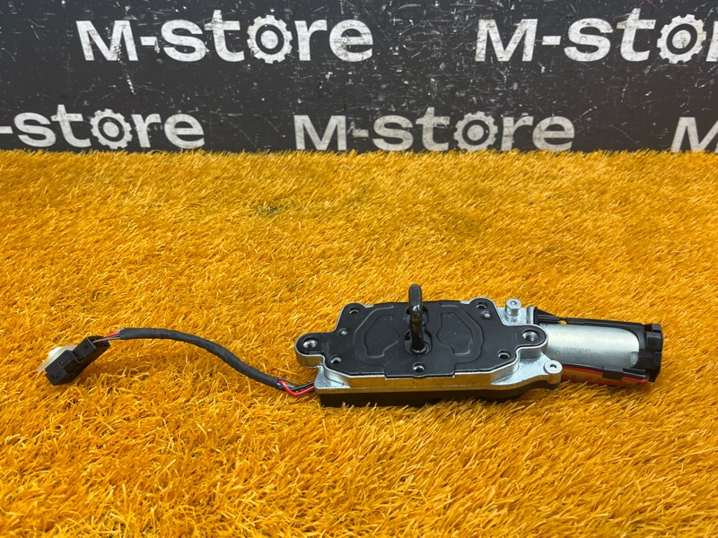 Доводчик крышки багажника, 3000 рублей, Красноярск