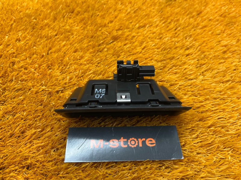 ручка багажника, 1000 рублей, Красноярск