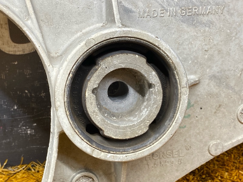 кронштейн редуктора, 500 рублей, Красноярск